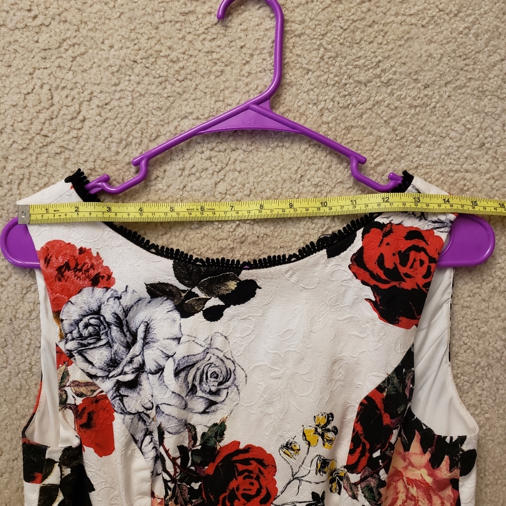 Adrianna Papell floral dress - Picture 7 of 16